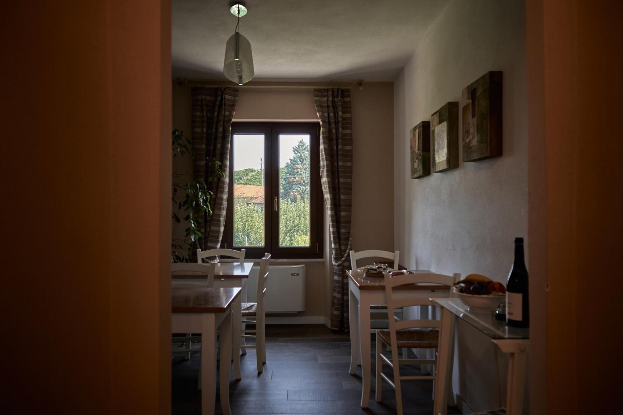 Casa Remussi Ξενοδοχείο Treiso Εξωτερικό φωτογραφία
