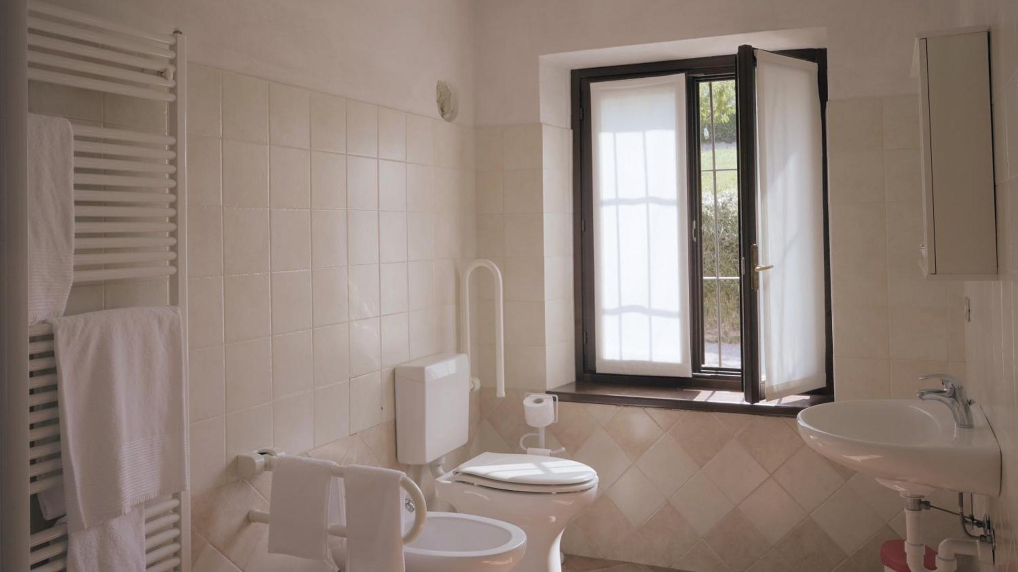 Casa Remussi Ξενοδοχείο Treiso Εξωτερικό φωτογραφία