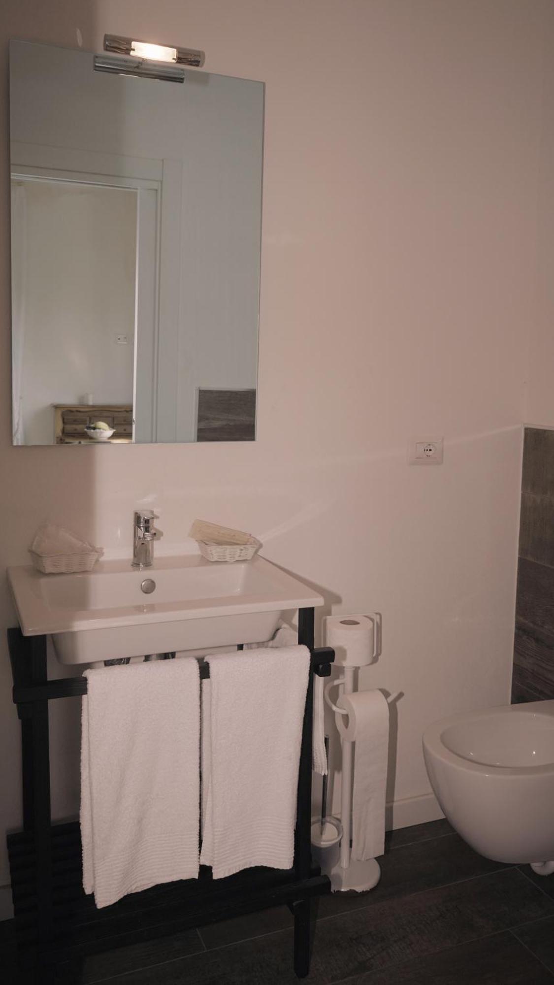 Casa Remussi Ξενοδοχείο Treiso Εξωτερικό φωτογραφία