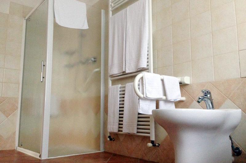 Casa Remussi Ξενοδοχείο Treiso Εξωτερικό φωτογραφία